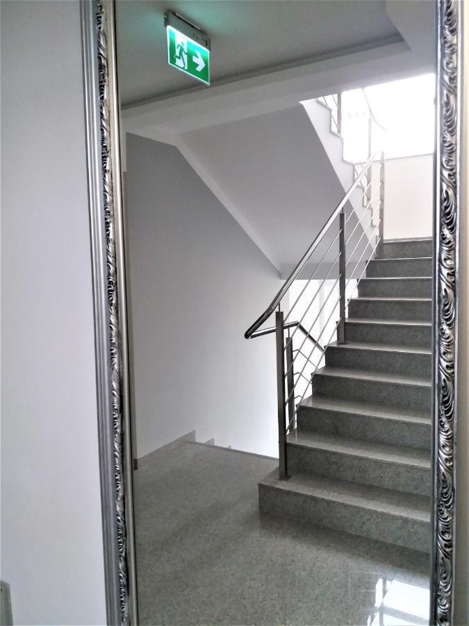 Apartamenty Czestochowa Eu "Parking Gratis" Exterior photo